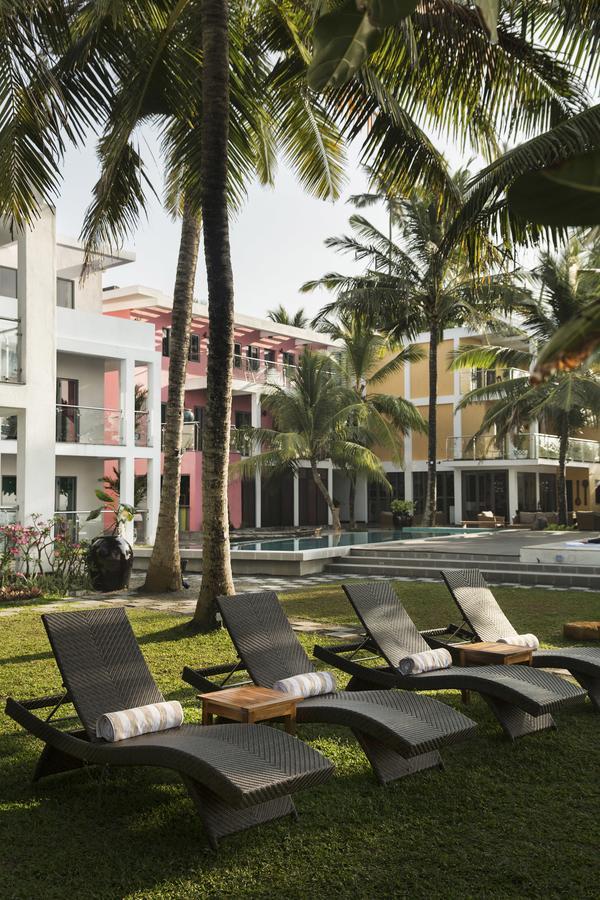Owl And The Pussycat Hotel & Restaurant Unawatuna Bagian luar foto