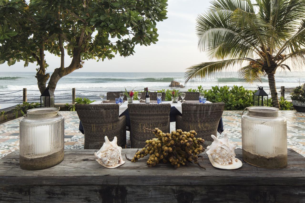 Owl And The Pussycat Hotel & Restaurant Unawatuna Bagian luar foto