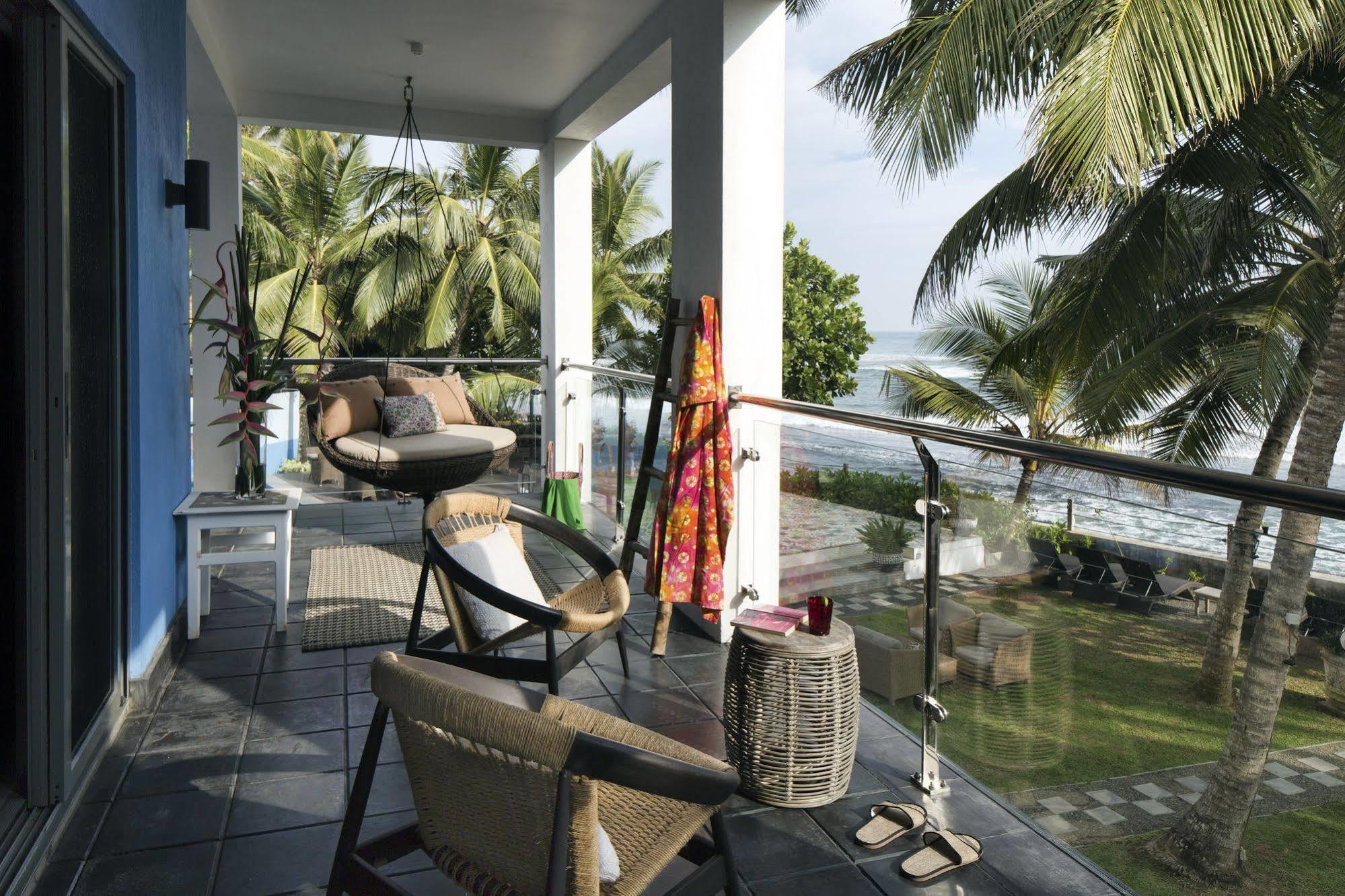 Owl And The Pussycat Hotel & Restaurant Unawatuna Bagian luar foto